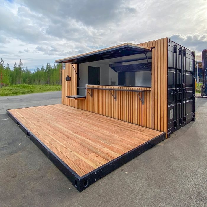 conteneur avec terrasse et bardage